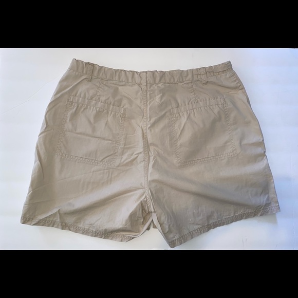 Gloria Vanderbilt Women's Shorts - Picture 2 of 7